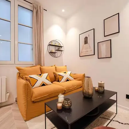 Lovely Close To Champs Elysees Apartmán